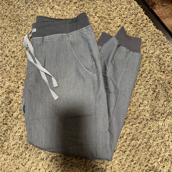 Figs Pants - Figs graphite Zamora joggers small petite